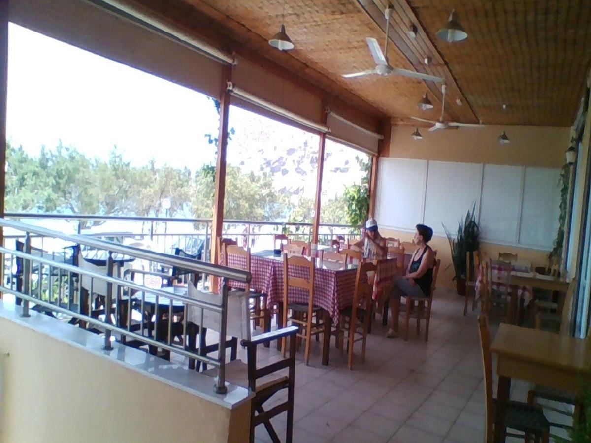 Aparthotel Apollon Tsoútsouros Esterno foto