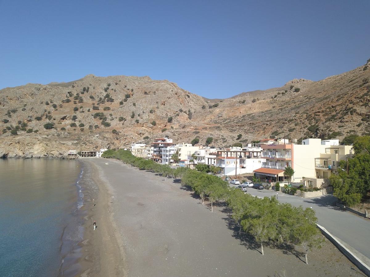 Aparthotel Apollon Tsoútsouros Esterno foto