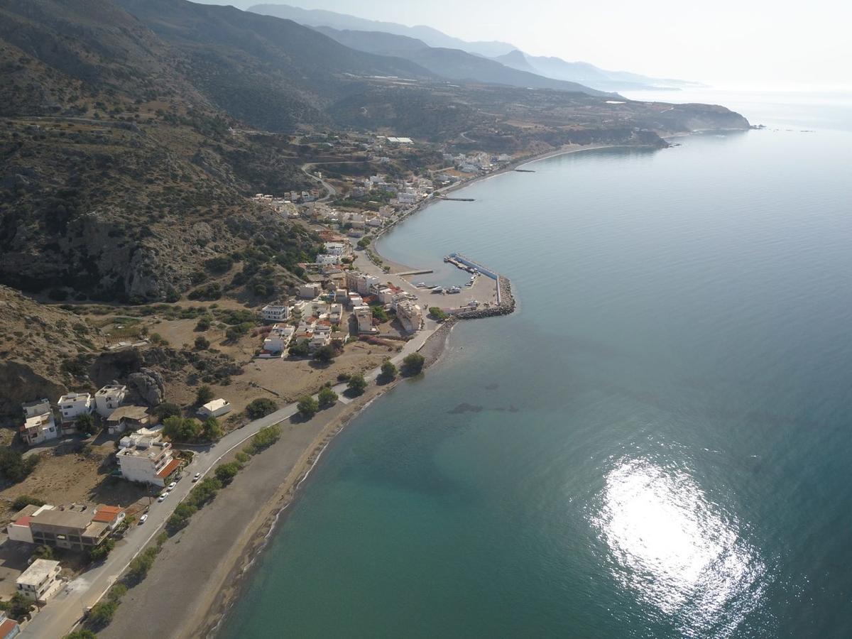Aparthotel Apollon Tsoútsouros Esterno foto